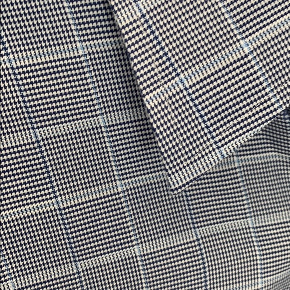 XL Johnston & Murphy dress shirt - Picture 3 of 3